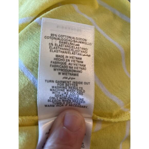 JNY SIGNATURE Womens Large Yellow Cap Sleeve V-Neck Cotton Top NWT - Picture 7 of 7